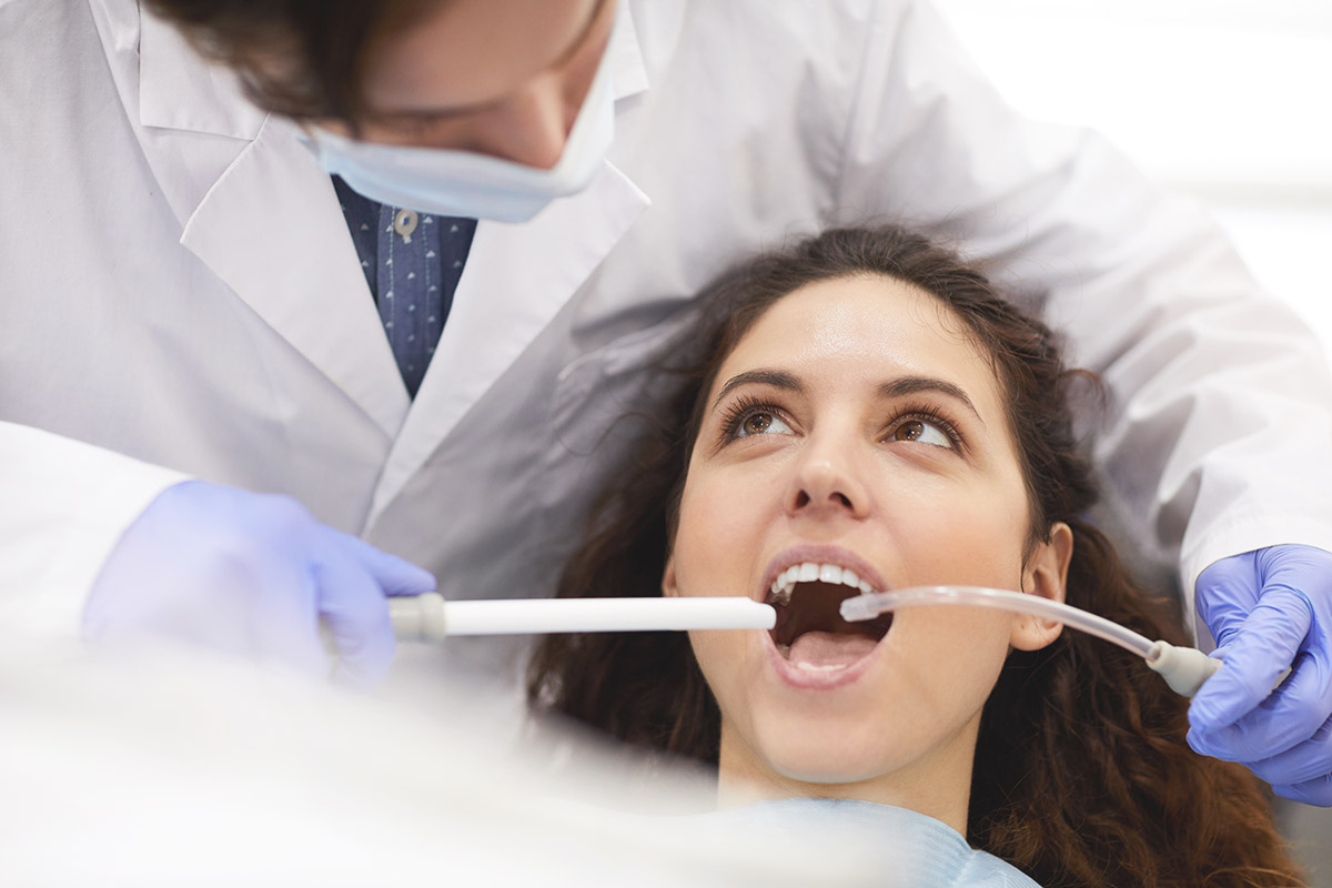 40歲以後矯正牙齒經驗醫師分享，中年牙齒矯正會遇到狀況有哪些？
